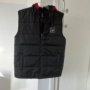 Ecko Unltd black and red plaid hooded vest